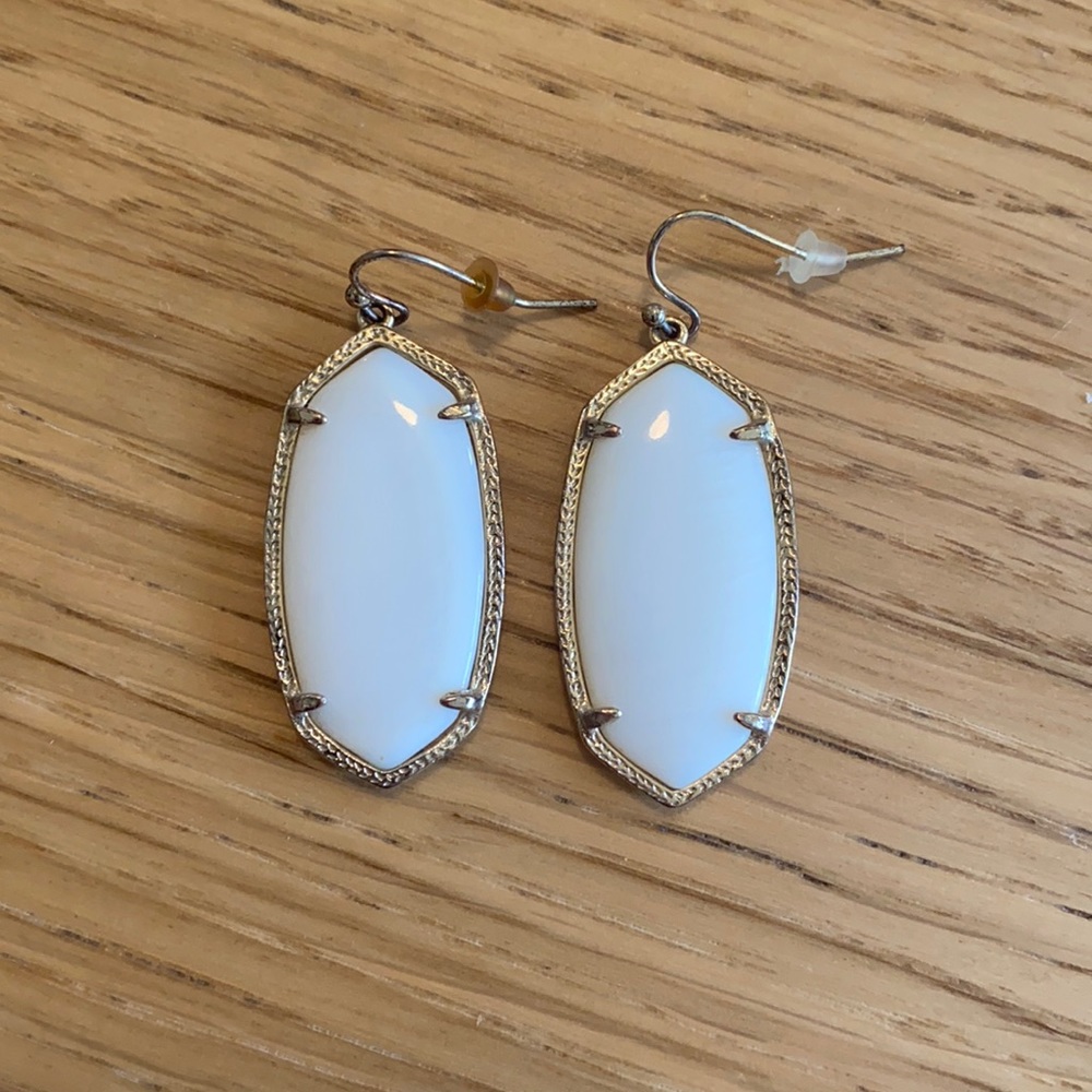 Kendra Scott Elle earring